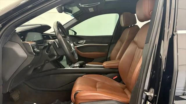 2019 Audi e-tron Premium Plus