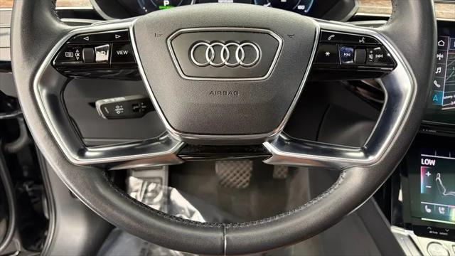 2019 Audi e-tron Premium Plus