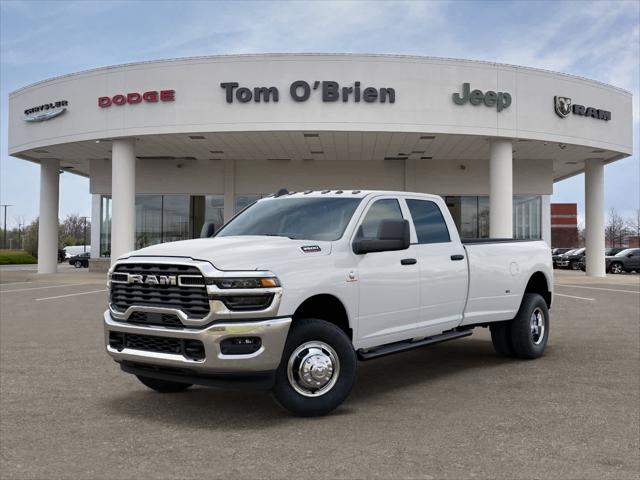 2026 RAM Ram 3500 RAM 3500 TRADESMAN CREW CAB 4X4 8 BOX