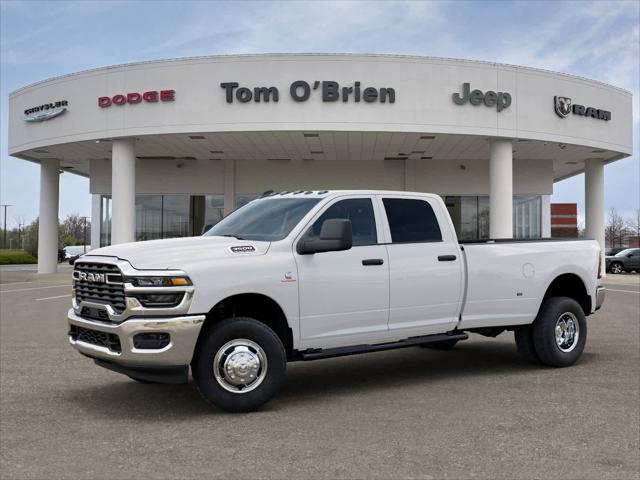 2026 RAM Ram 3500 RAM 3500 TRADESMAN CREW CAB 4X4 8 BOX