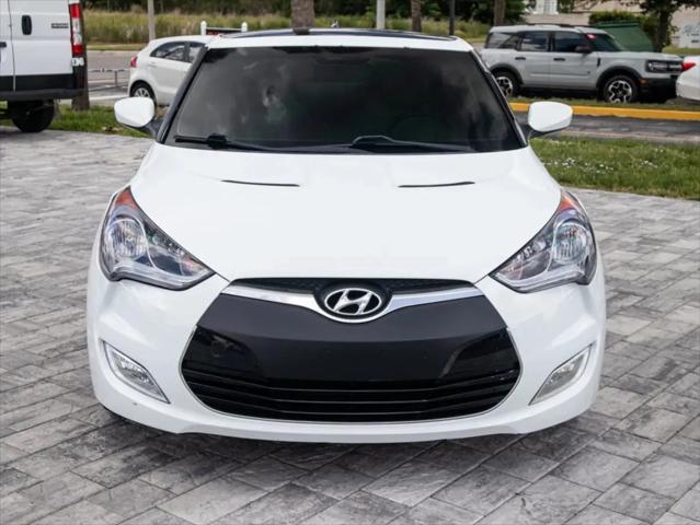 2013 Hyundai Veloster Base w/Gray