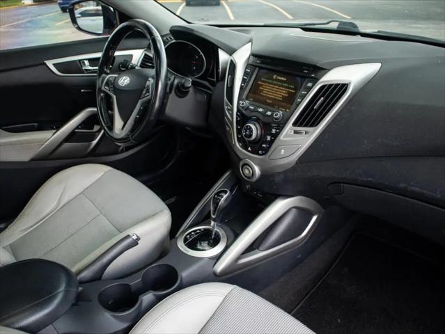 2013 Hyundai Veloster Base w/Gray