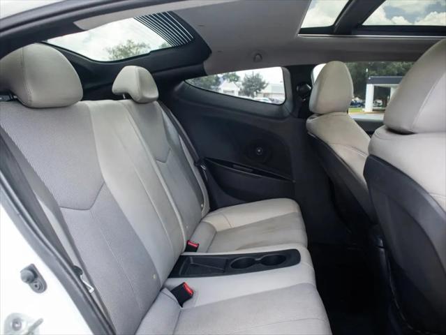 2013 Hyundai Veloster Base w/Gray