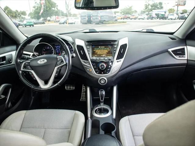 2013 Hyundai Veloster Base w/Gray