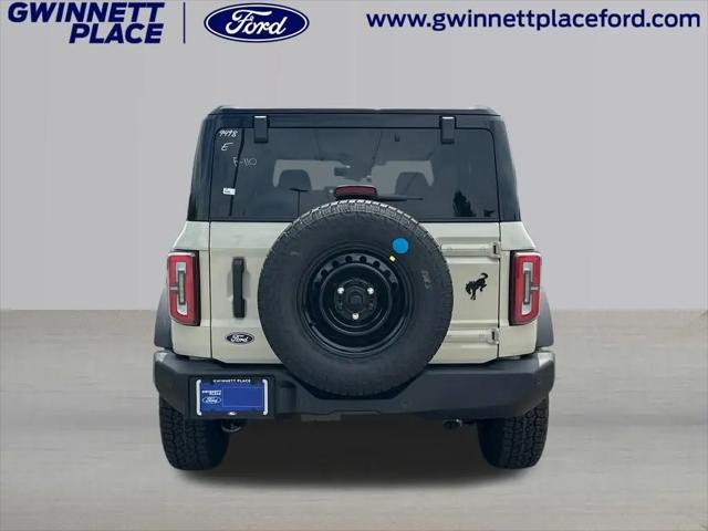 2026 Ford Bronco Outer Banks