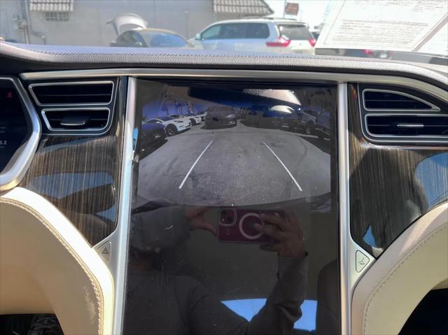 2013 Tesla Model S Standard