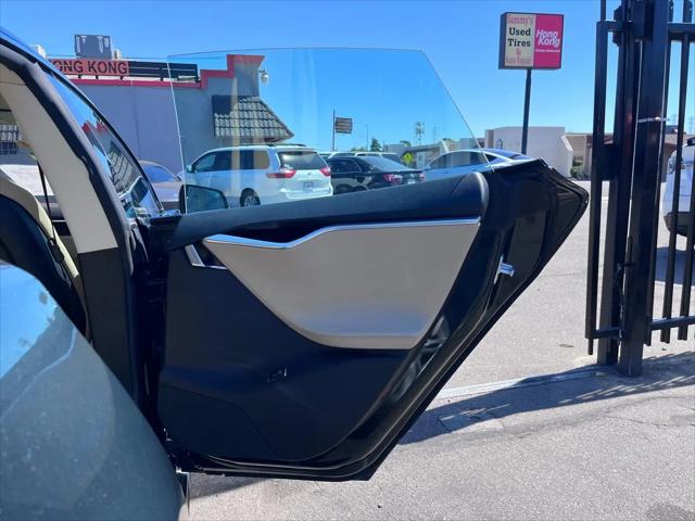 2013 Tesla Model S Standard