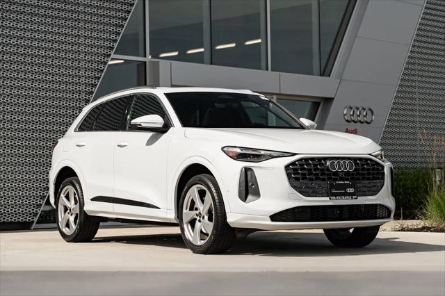 2025 Audi Q5 Premium Plus TFSI quattro S tronic for sale in St. Charles, IL