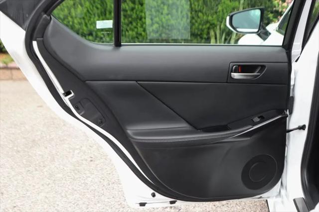 2024 Lexus IS 300 F SPORT Design