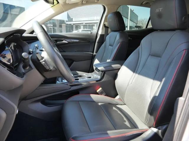 2022 Buick Envision AWD Essence