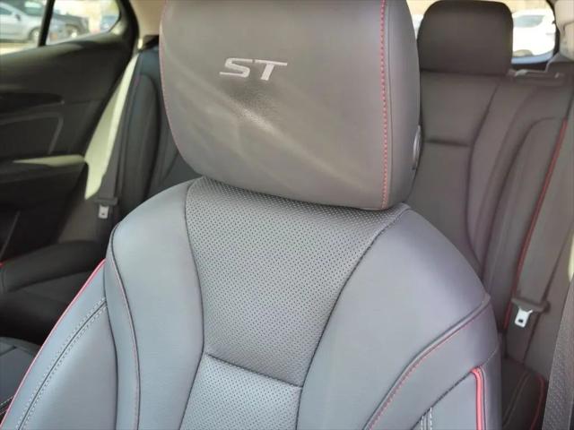 2022 Buick Envision AWD Essence