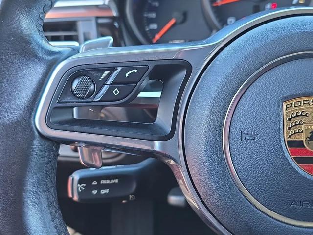 2021 Porsche Macan Macan