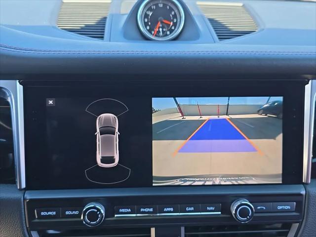 2021 Porsche Macan Macan