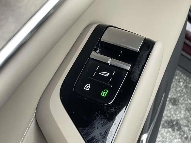 2025 Volvo X 90 Plus, Twin Motor, Fully electric, 7 Seats