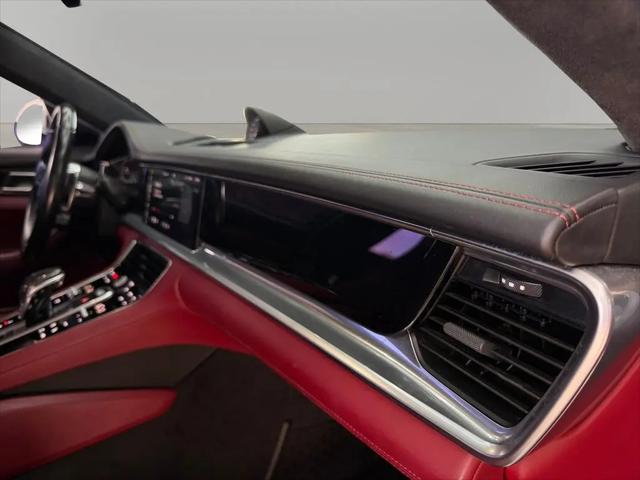 2018 Porsche Panamera Turbo