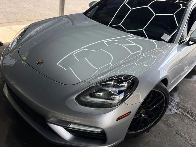 2018 Porsche Panamera Turbo