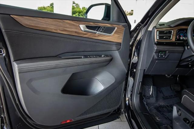 2026 Volkswagen Atlas SE