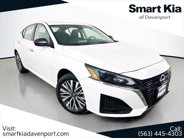2025 Nissan Altima SV AWD for sale in Davenport, IA