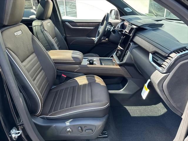 2026 GMC Acadia Denali Ultimate AWD