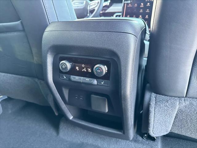 2026 GMC Acadia Denali Ultimate AWD