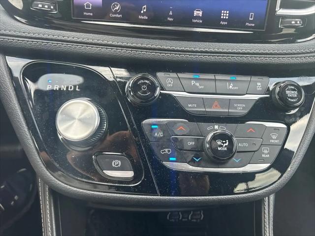 2025 Chrysler Pacifica Limited