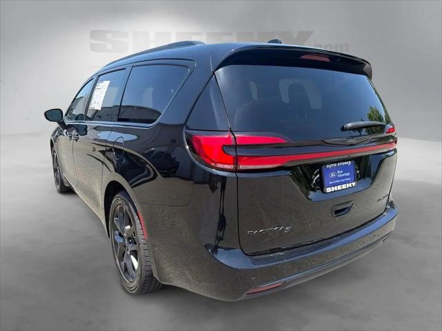 2025 Chrysler Pacifica Limited