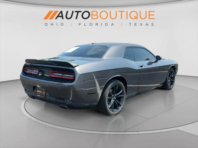 2017 Dodge Challenger SXT