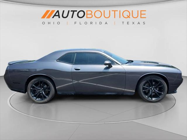 2017 Dodge Challenger SXT