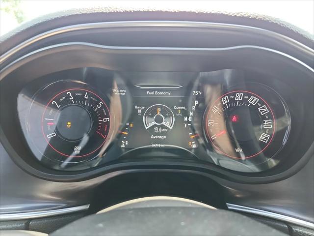 2017 Dodge Challenger SXT