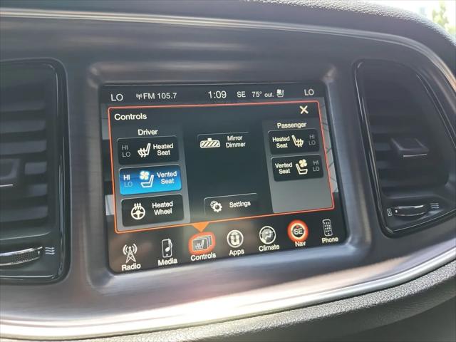 2017 Dodge Challenger SXT