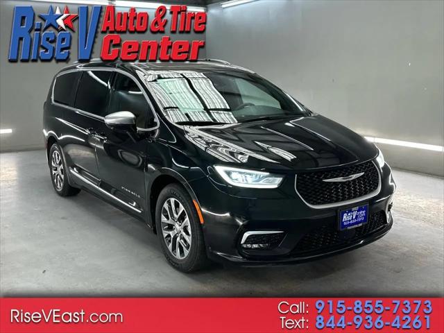2023 Chrysler Pacifica Hybrid Pinnacle for sale in El Paso, TX