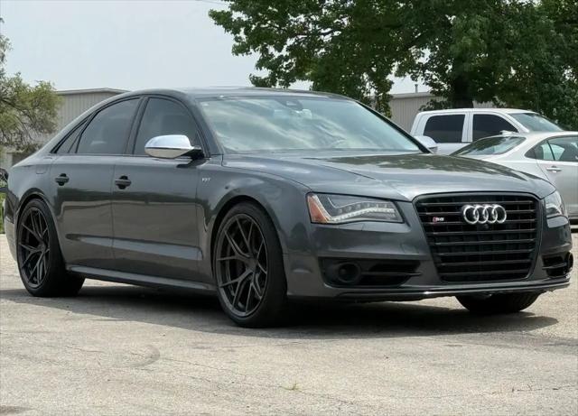 2013 Audi S8 4.0T