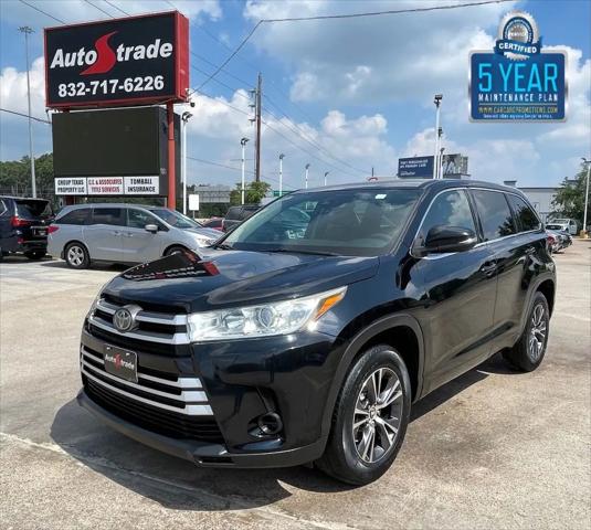 2018 Toyota Highlander LE for sale in Tomball, TX