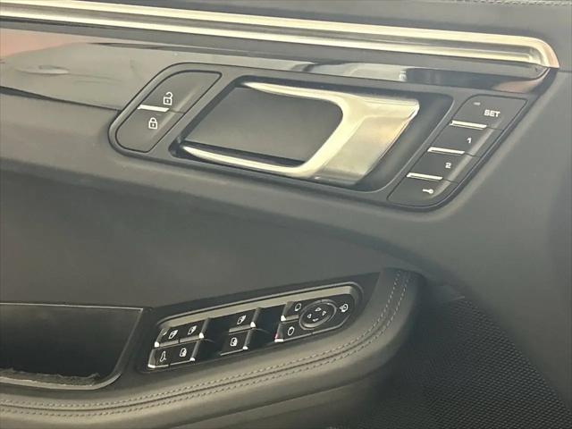 2023 Porsche Macan T