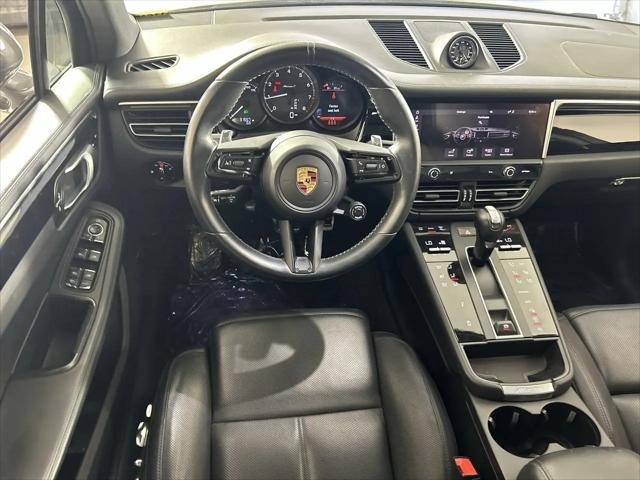 2023 Porsche Macan T