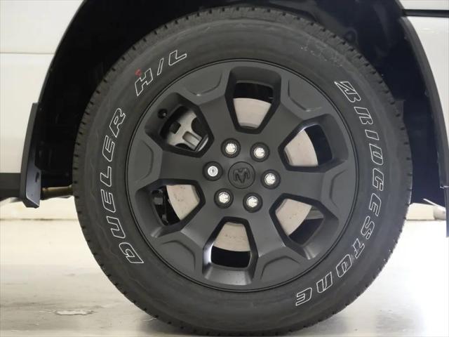 2026 Ram 1500 Express Crew Cab 4x4 57 Box