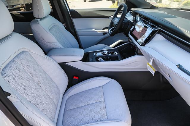 2026 Jeep Cherokee Overland 4x4