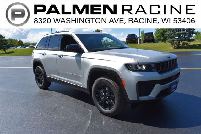 2026 Jeep Grand Cherokee Altitude 4x4 for sale in Racine, WI