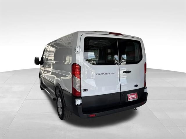 2023 Ford Transit-250 Cargo Van Base 2023 Ford Transit-250 Cargo Van Base