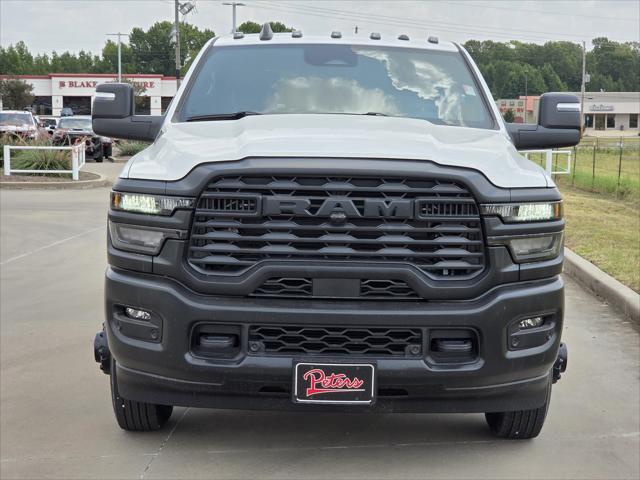 2026 RAM Ram 3500 RAM 3500 TRADESMAN CREW CAB 4X4 8 BOX