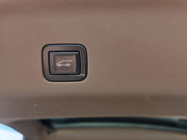 2023 GMC Yukon 4WD Denali
