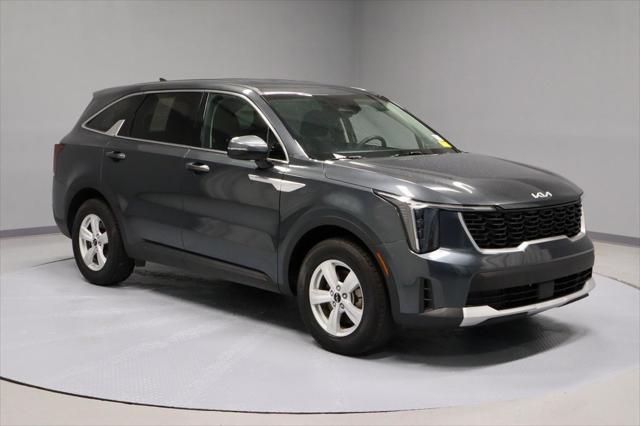 2025 Kia Sorento LX for sale in Groveport, OH