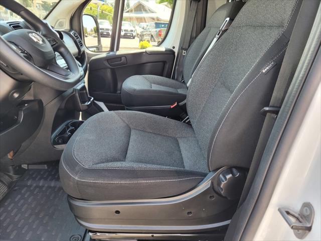 2025 Ram ProMaster 2500 Cargo Van Tradesman Low Roof 136 WB w/Pass Seat