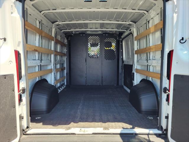 2025 Ram ProMaster 2500 Cargo Van Tradesman Low Roof 136 WB w/Pass Seat