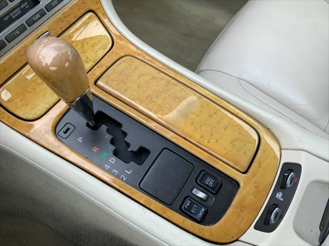 2002 Lexus SC 430 Base 2dr Convertible