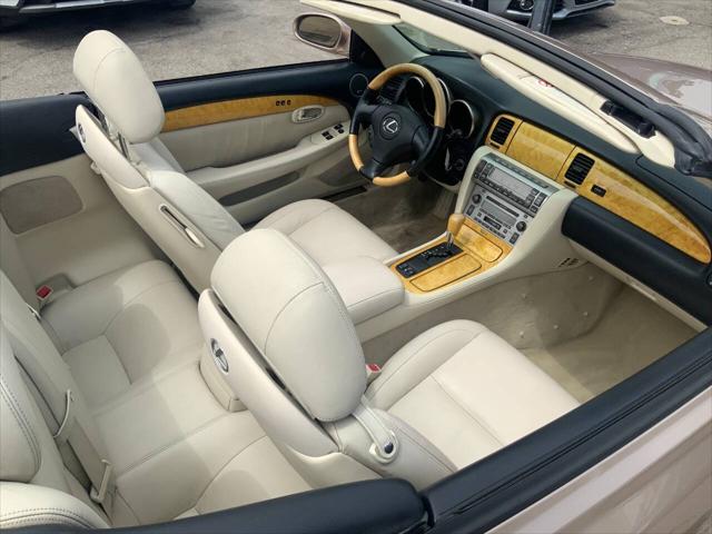 2002 Lexus SC 430 Base 2dr Convertible