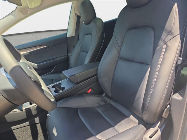 2021 Tesla Model 3 Standard Range Plus Rear-Wheel Drive