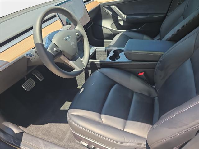 2021 Tesla Model 3 Standard Range Plus Rear-Wheel Drive