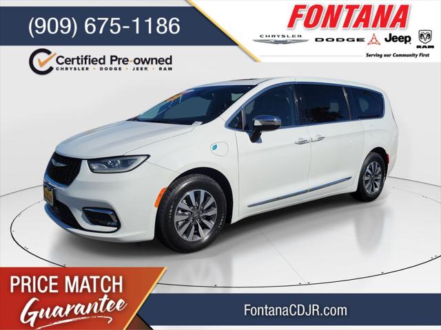 2023 Chrysler Pacifica Hybrid Limited for sale in Fontana, CA