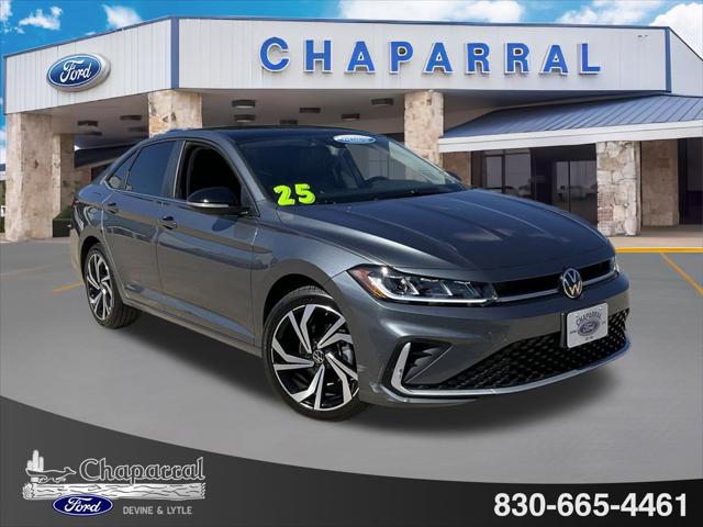 2025 Volkswagen Jetta 1.5T SEL for sale in Devine, TX